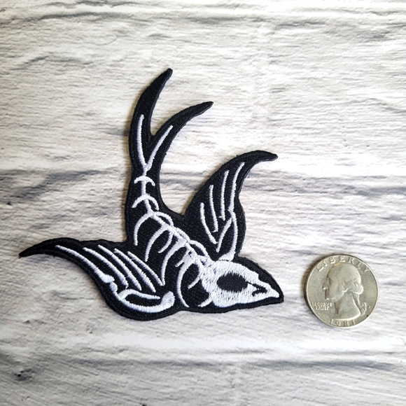 Swallow Skeleton Bird Gothic Embroidered Iron on Patch - Picture 2 of 2